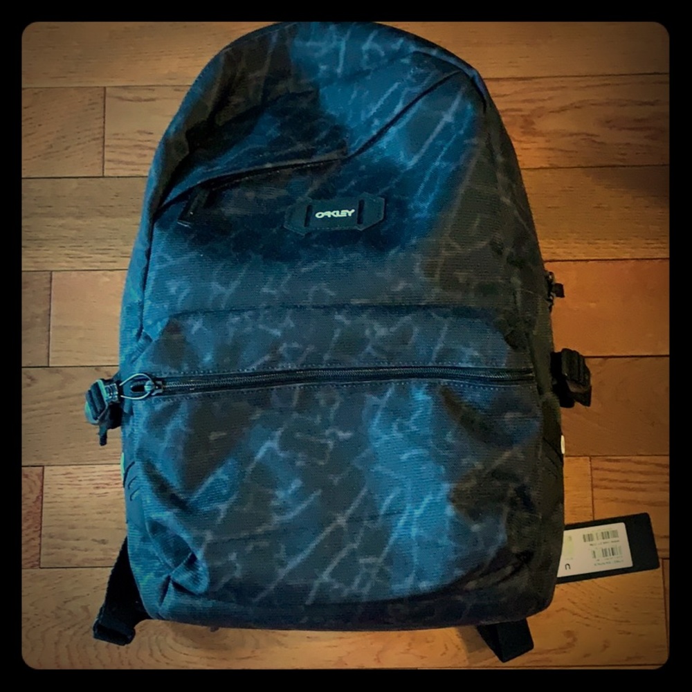 Oakley Black Glass Street Backpack